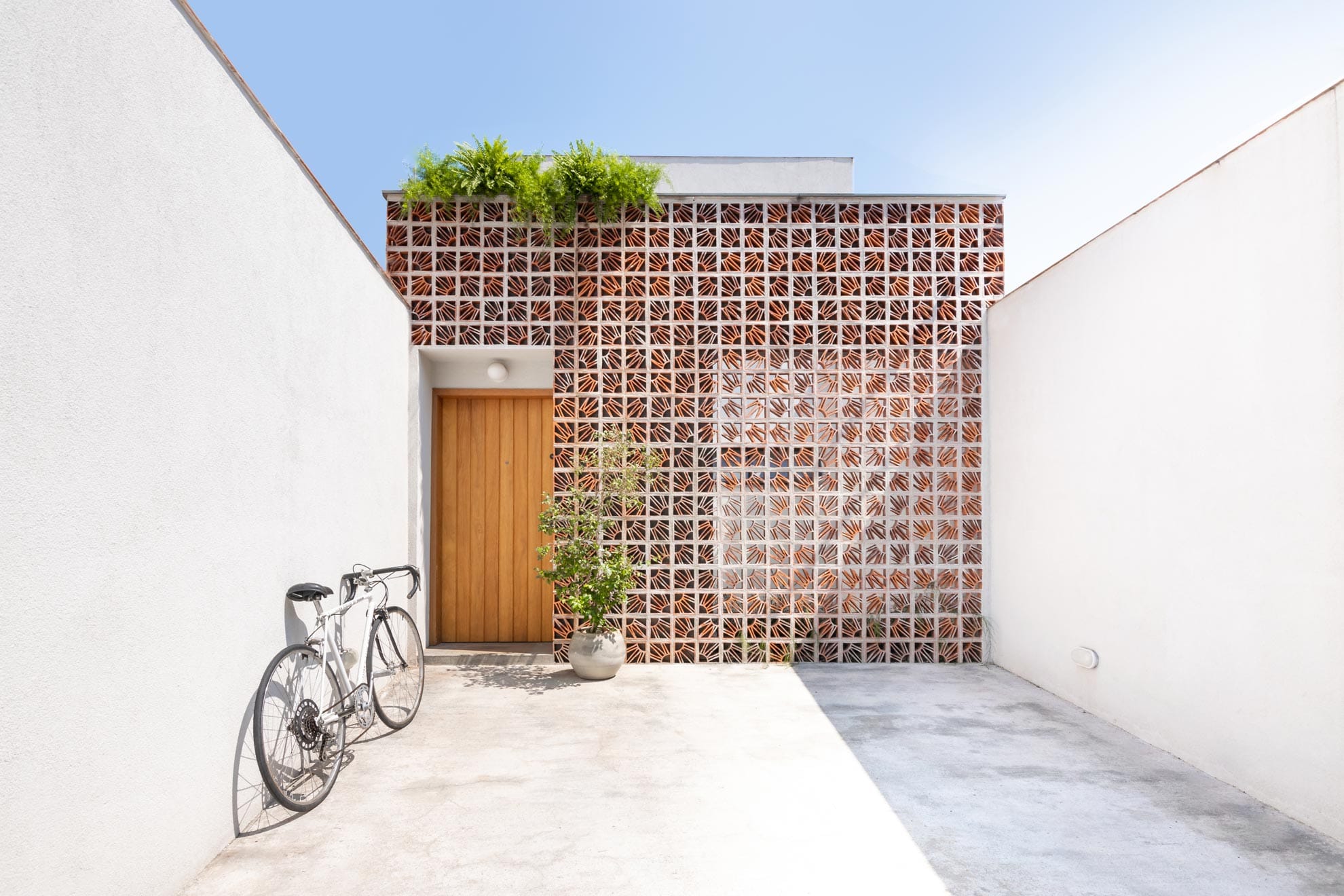 00 CAPA casa alegre mundi fachada rawi arquitetura sao paulo