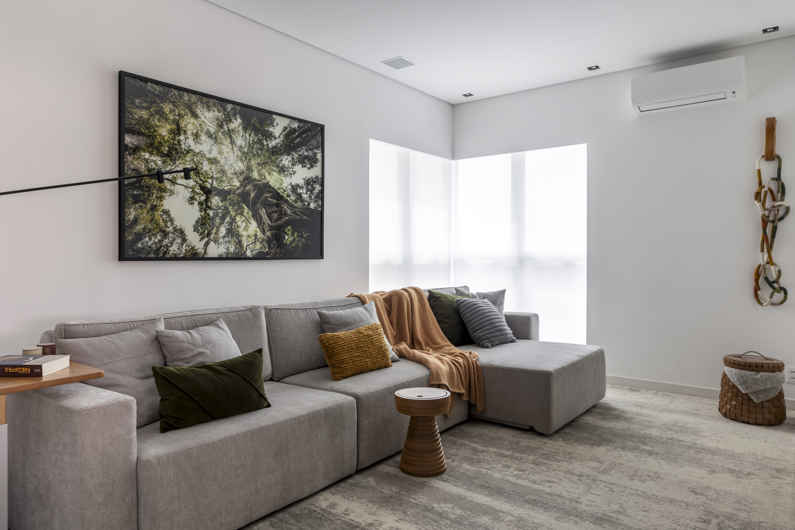07 apartamento muxarabi sala de tv rawi arquitetura sao paulo