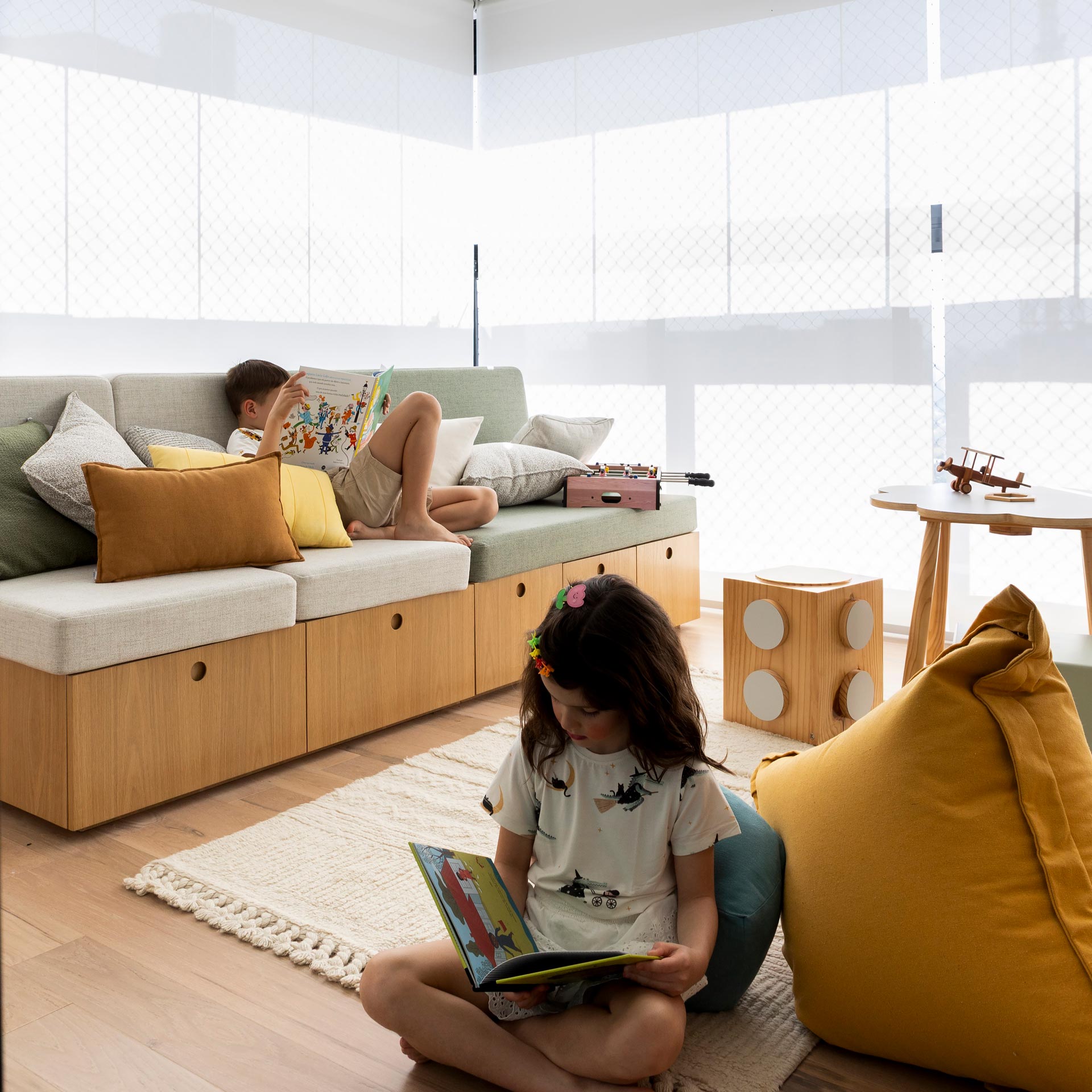 ENTRE PROXIMIDADE E PROCESSO rawi arquitetura apartamento ripas